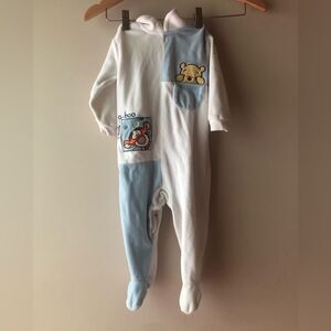 🐱 VINTAGE Pooh Bear Bodysuit